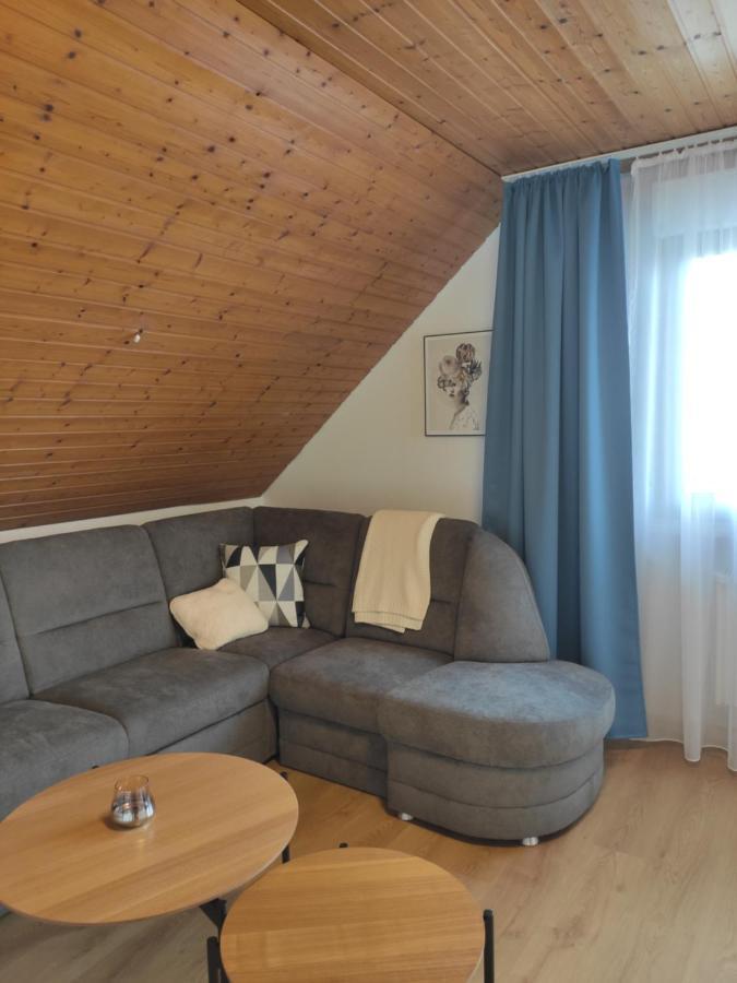 Ferienwohnung Unter Dem Sonnberg アウッゲン エクステリア 写真